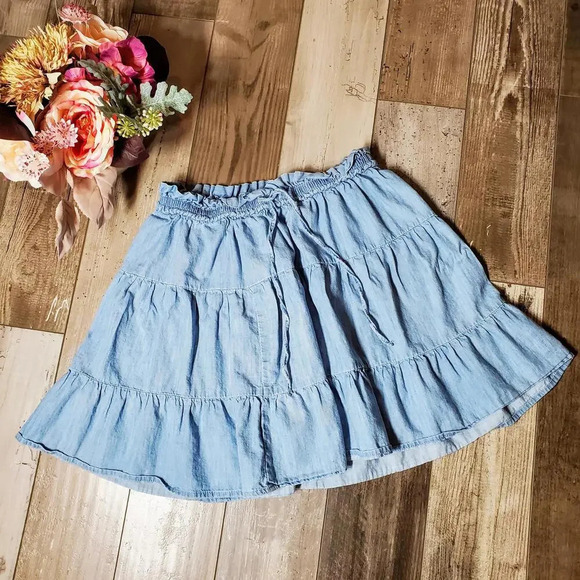 SO Blue Chambray A-Line Tiered Pull-On Mini Skirt Size Small - Picture 3 of 10